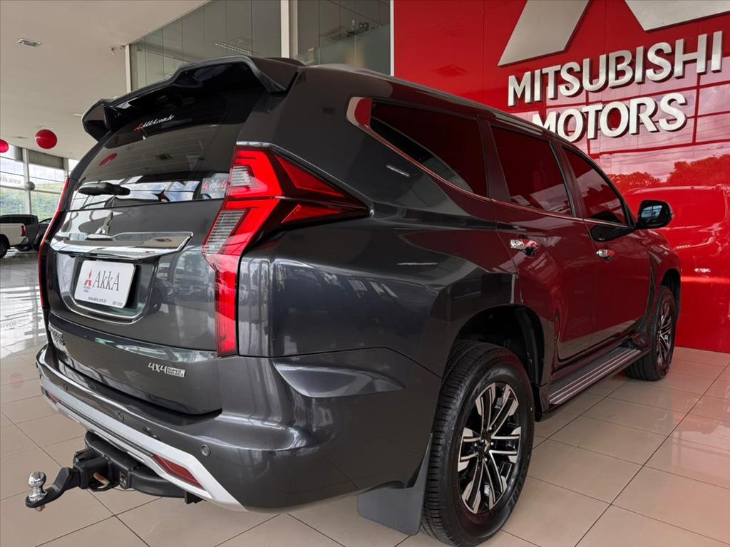 Mitsubishi-PAJERO SPORT-2.4 16V MIVEC TURBO DIESEL HPE-S AWD AUTOMÁTICO