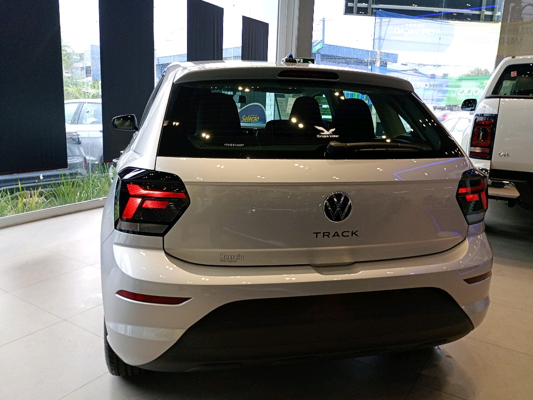POLO 1.0 MPI TRACK MANUAL9