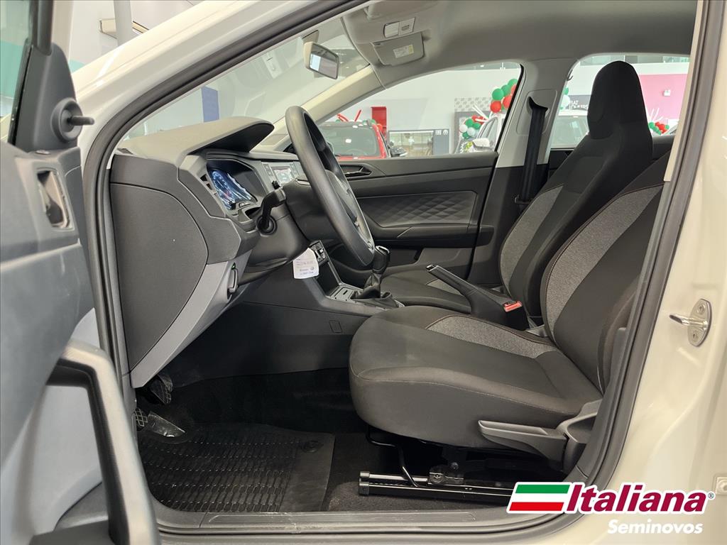 POLO 1.0 MPI TRACK MANUAL12