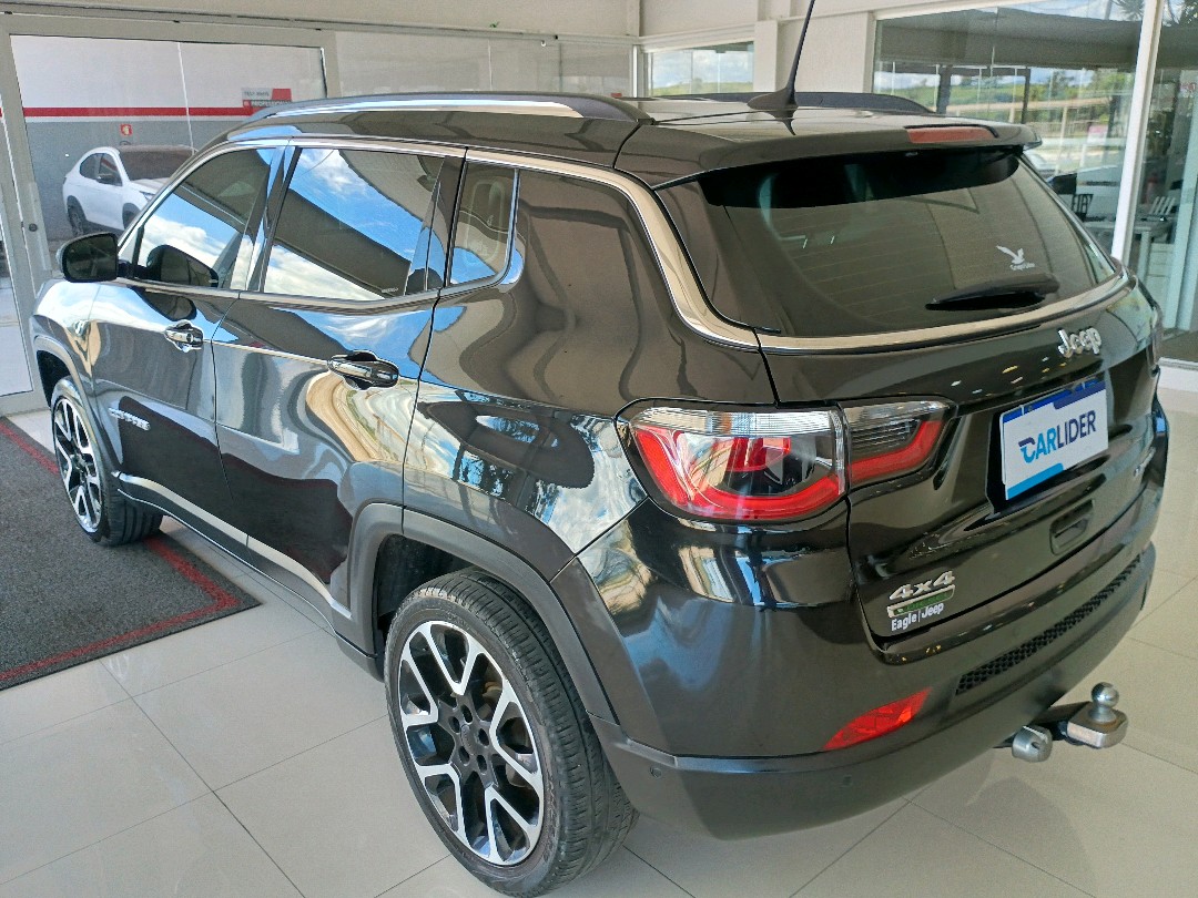 COMPASS 2.0 16V DIESEL LIMITED 4X4 AUTOMÁTICO5