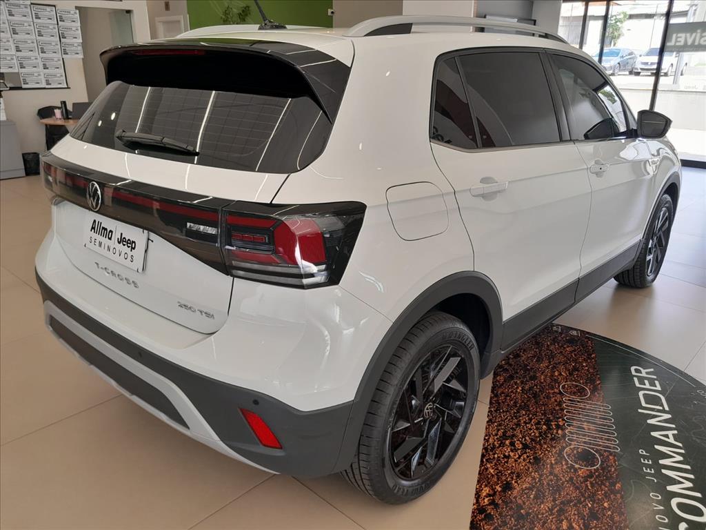 T-CROSS 1.4 250 TSI TOTAL FLEX HIGHLINE AUTOMÁTICO4