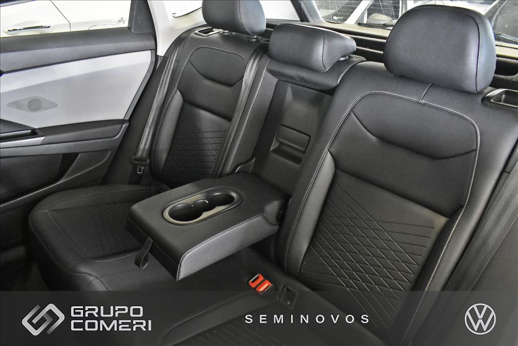 TAOS 1.4 250 TSI TOTAL FLEX COMFORTLINE AUTOMÁTICO11