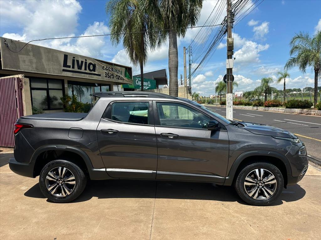 TORO 1.3 TURBO 270 FLEX FREEDOM AT66