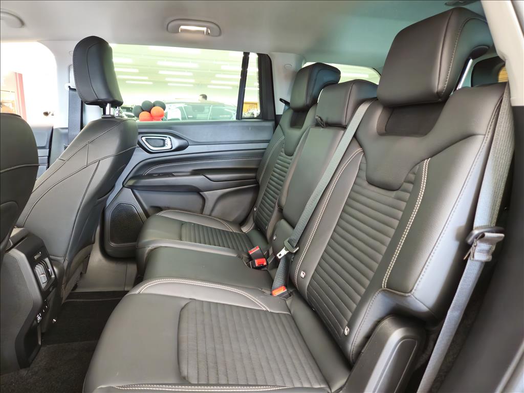 COMMANDER 1.3 T270 TURBO FLEX LONGITUDE AT68