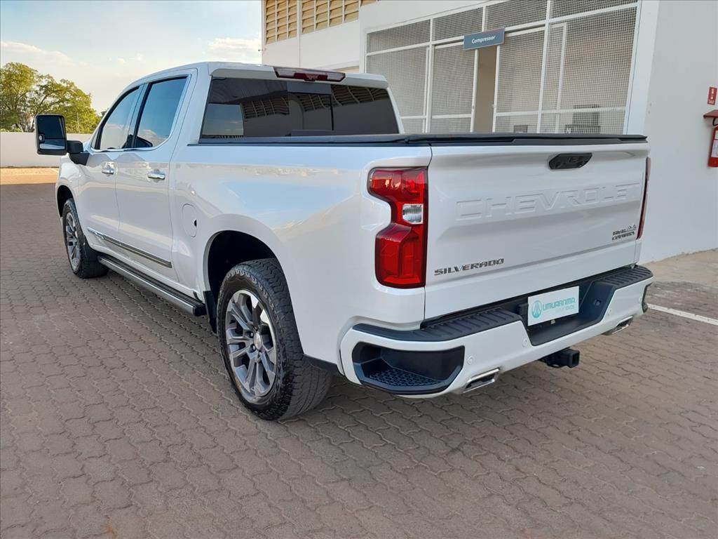 SILVERADO 5.3 V8 GASOLINA 1500 HIGH COUNTRY 4X4 AUTOMÁTICO5