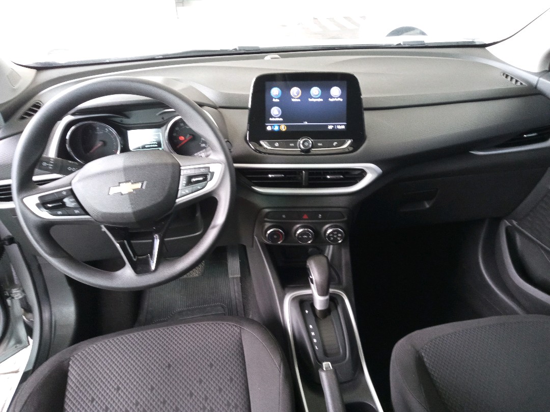 TRACKER 1.0 TURBO FLEX AUTOMÁTICO8