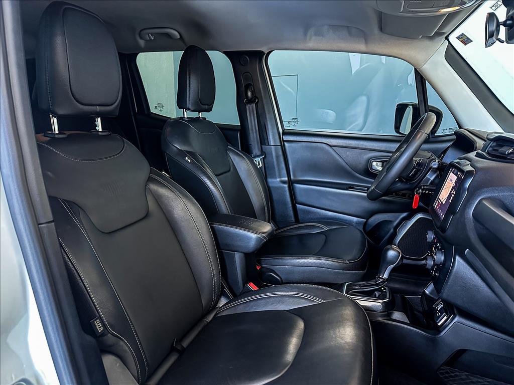 RENEGADE 1.3 T270 TURBO FLEX LONGITUDE AT63