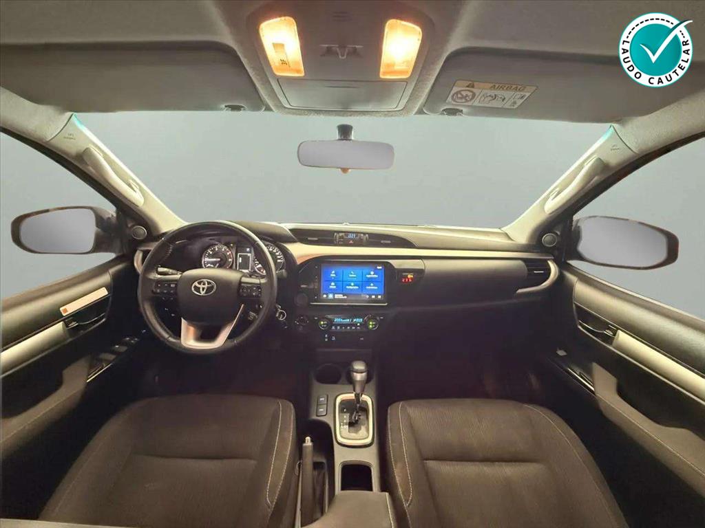 HILUX 2.8 D-4D TURBO DIESEL CD SR 4X4 AUTOMÁTICO5