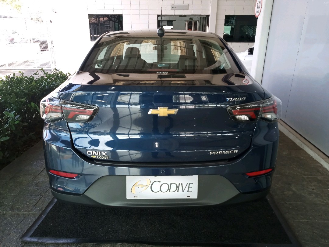 ONIX PLUS 1.0 TURBO FLEX PREMIER AUTOMÁTICO3
