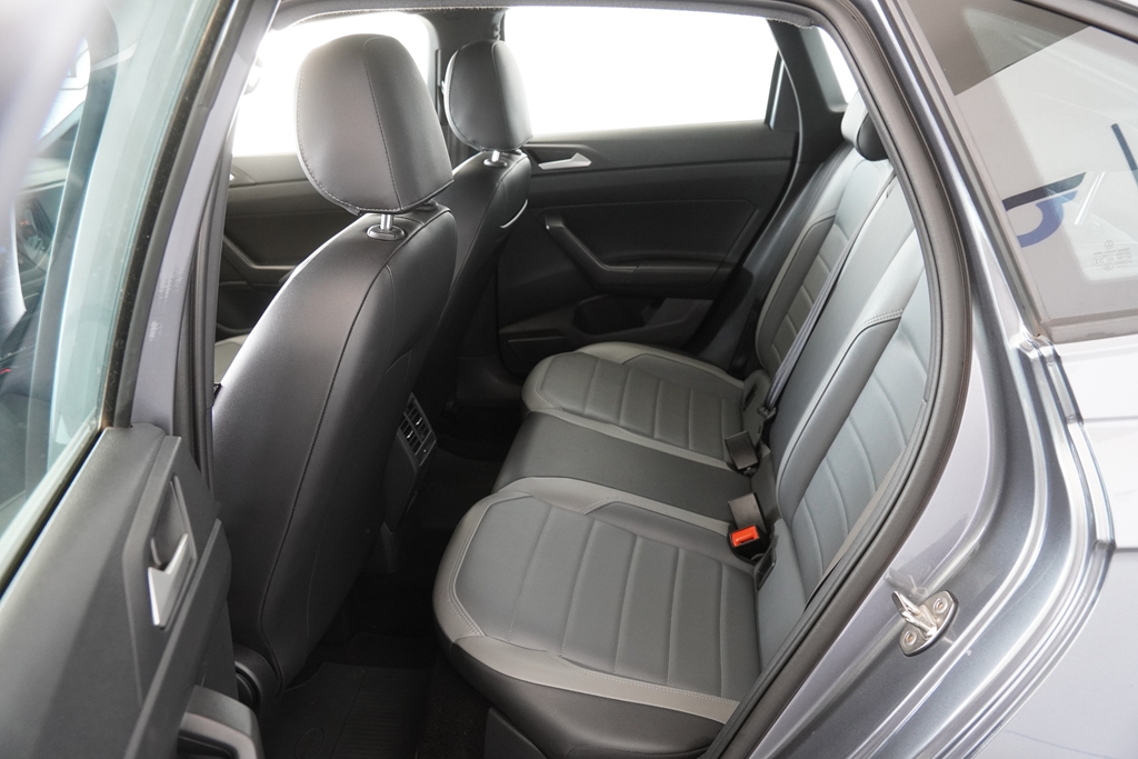 NIVUS 1.0 200 TSI TOTAL FLEX HIGHLINE AUTOMÁTICO8