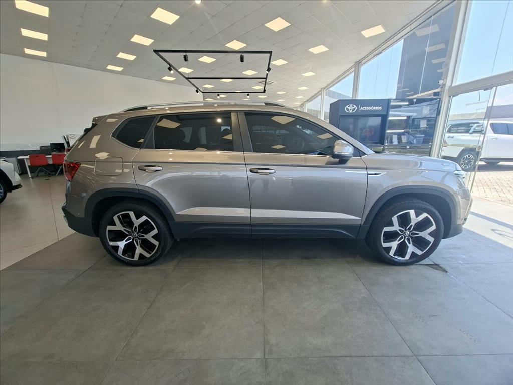 TAOS 1.4 250 TSI TOTAL FLEX HIGHLINE AUTOMÁTICO5