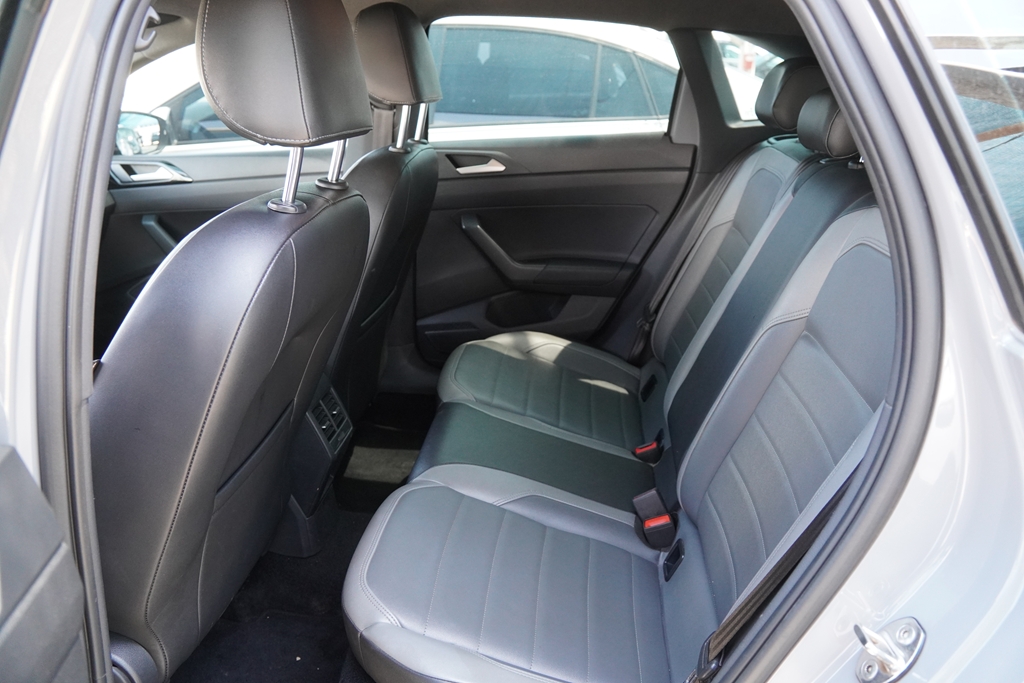 NIVUS 1.0 200 TSI TOTAL FLEX HIGHLINE AUTOMÁTICO9