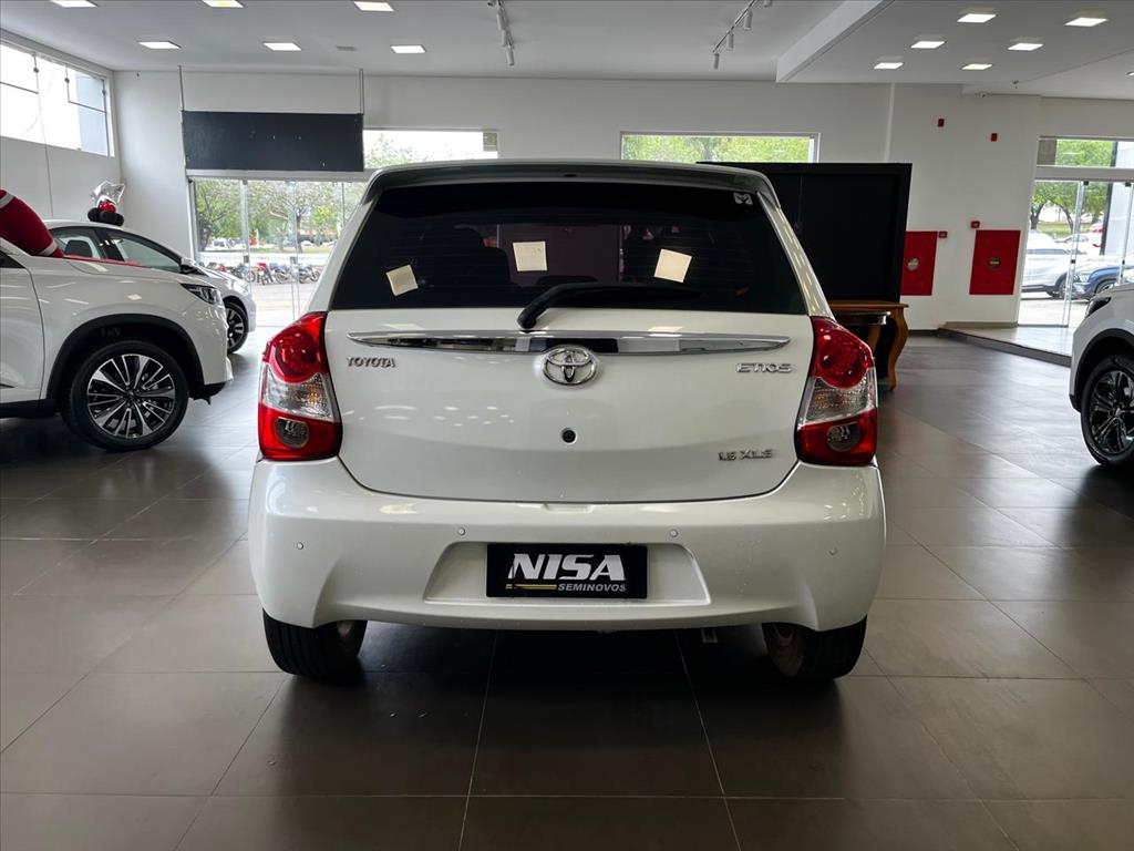 ETIOS 1.5 XLS 16V FLEX 4P AUTOMÁTICO