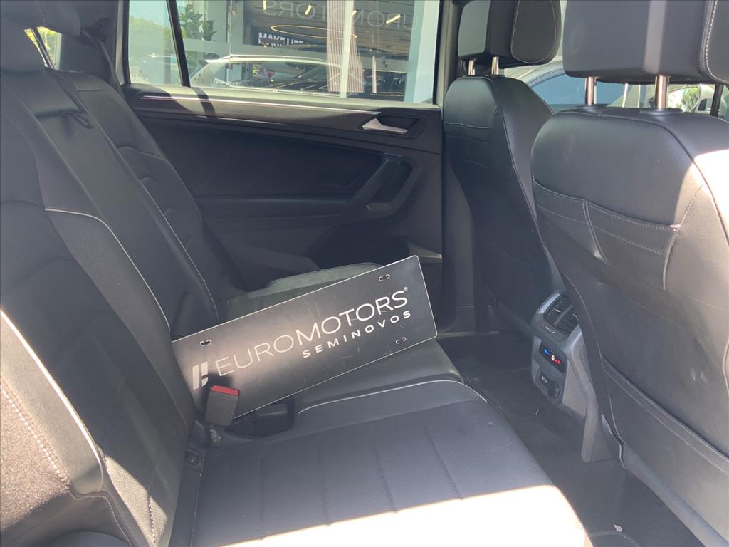 VW - Volkswagen-TIGUAN-2.0 300 TSI GASOLINA ALLSPACE R-LINE AUTOMÁTICO