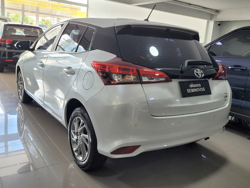 YARIS 1.5 16V FLEX XS CONNECT MULTIDRIVE5