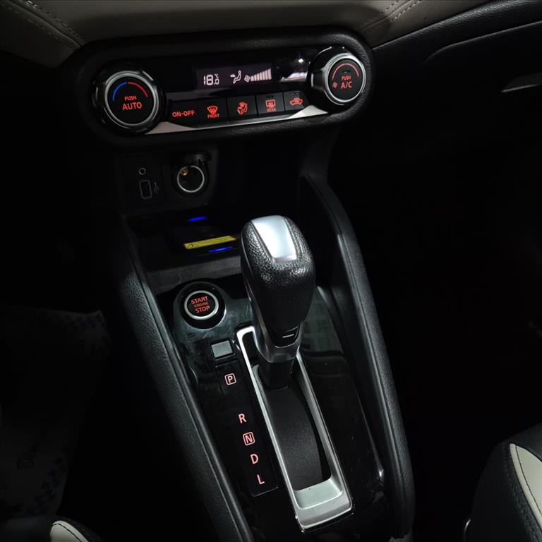 VERSA 1.6 16V FLEX EXCLUSIVE XTRONIC9