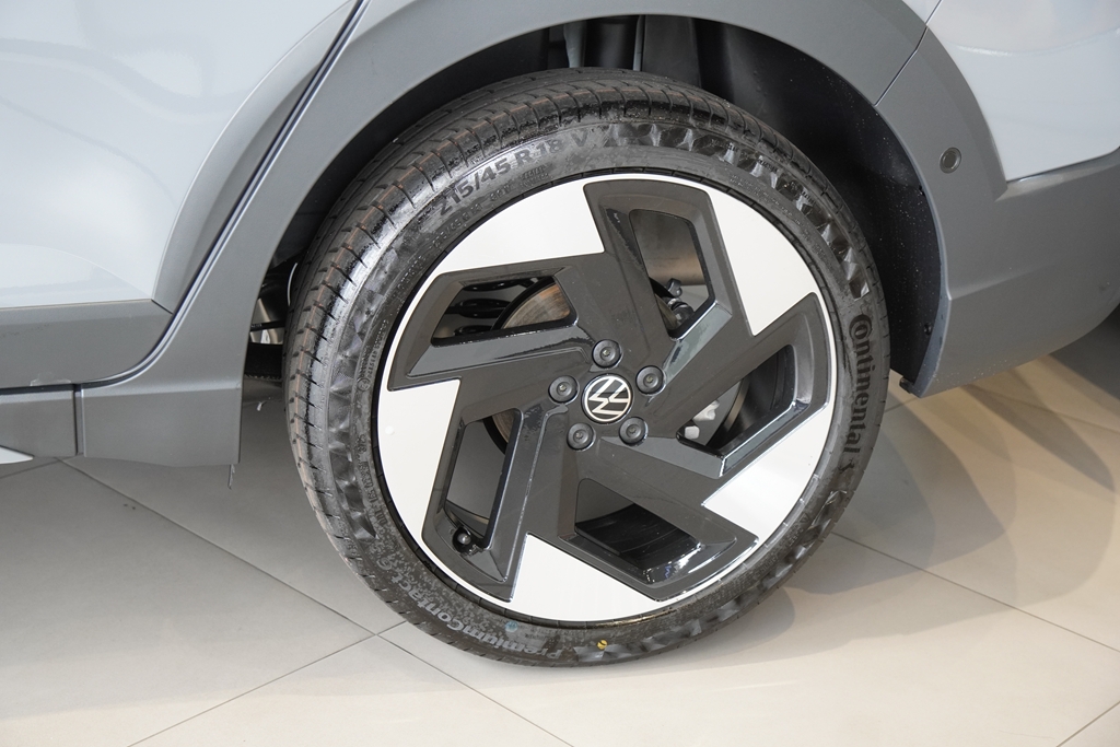 NIVUS 1.0 200 TSI TOTAL FLEX HIGHLINE AUTOMÁTICO4