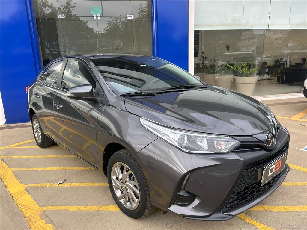 Toyota-YARIS-1.5 16V FLEX SEDAN XS CONNECT MULTIDRIVE