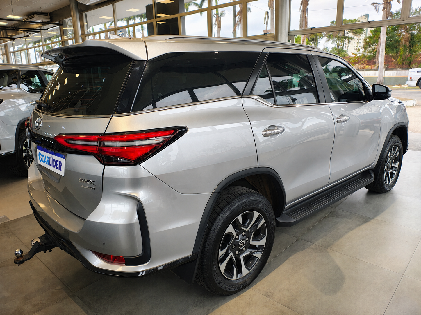 HILUX SW4 2.8 D-4D TURBO DIESEL SRX PLATINUM 7L 4X4 AUTOMÁTICO5