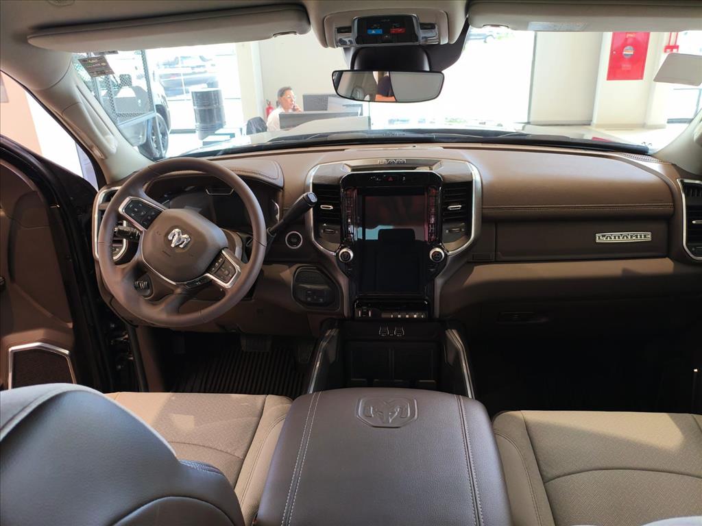 2500 6.7 I6 TURBO DIESEL LARAMIE CD 4X4 AUTOMÁTICO10