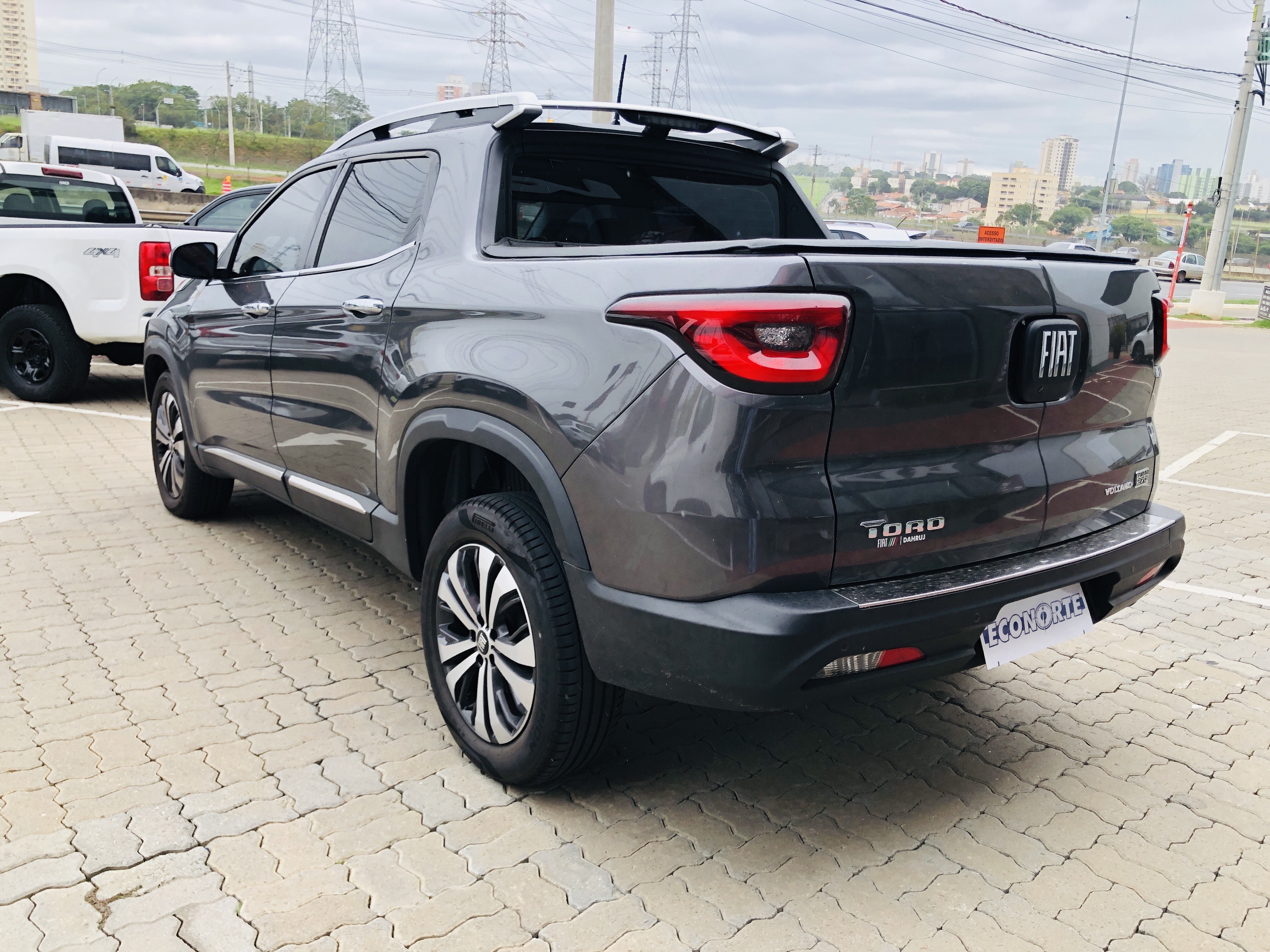 TORO 1.3 TURBO 270 FLEX VOLCANO AT65