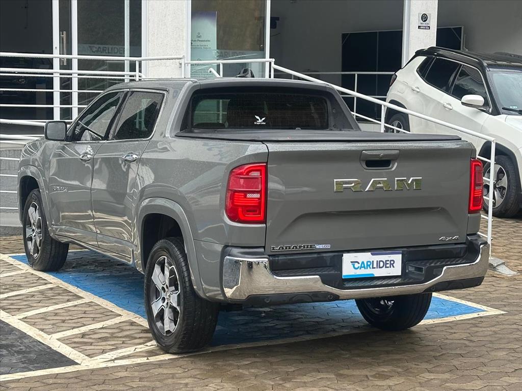 RAMPAGE 2.0 TURBO DIESEL LARAMIE 4X4 AUTOMÁTICO3
