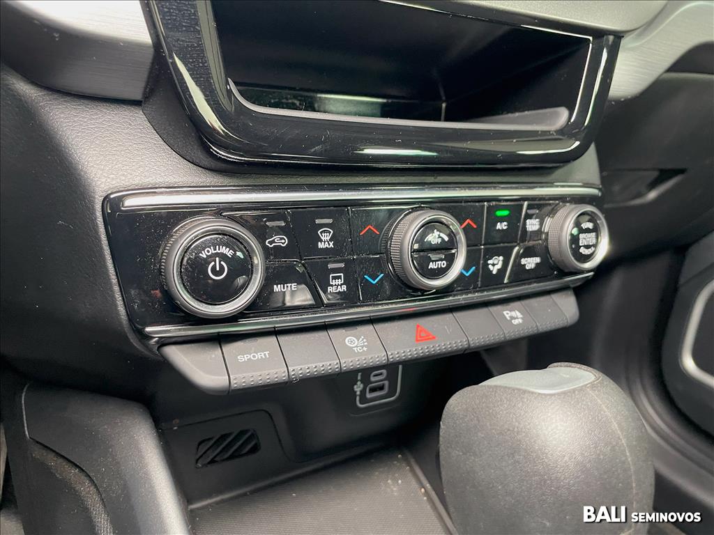 TORO 1.3 TURBO 270 FLEX FREEDOM AT613