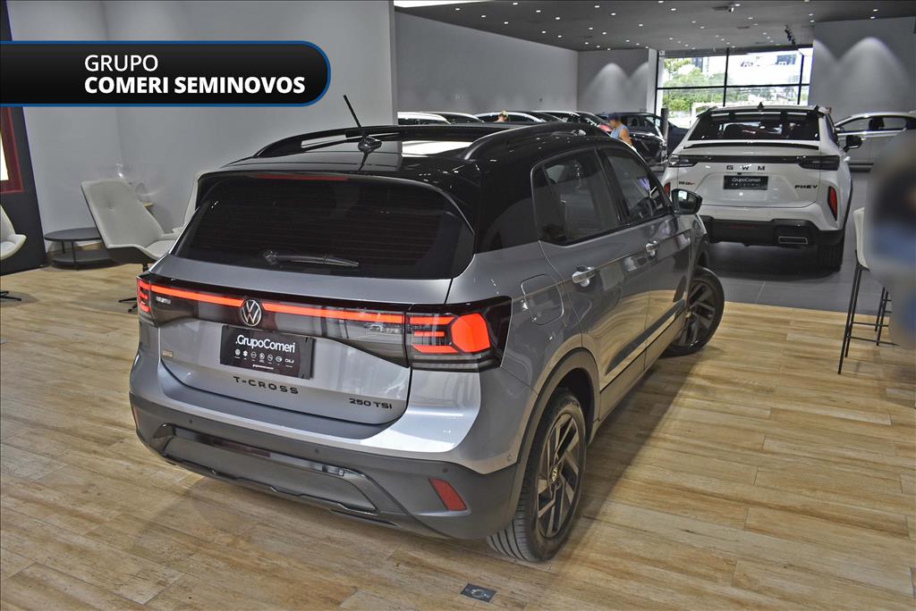 T-CROSS 1.4 250 TSI TOTAL FLEX HIGHLINE AUTOMÁTICO1