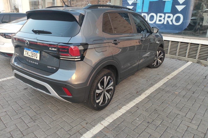 T-CROSS 1.0 200 TSI TOTAL FLEX AUTOMÁTICO