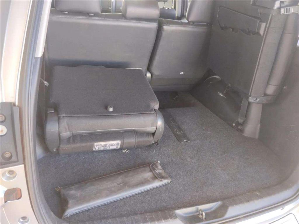 HILUX SW4 2.8 D-4D TURBO DIESEL SRX 7L 4X4 AUTOMÁTICO6