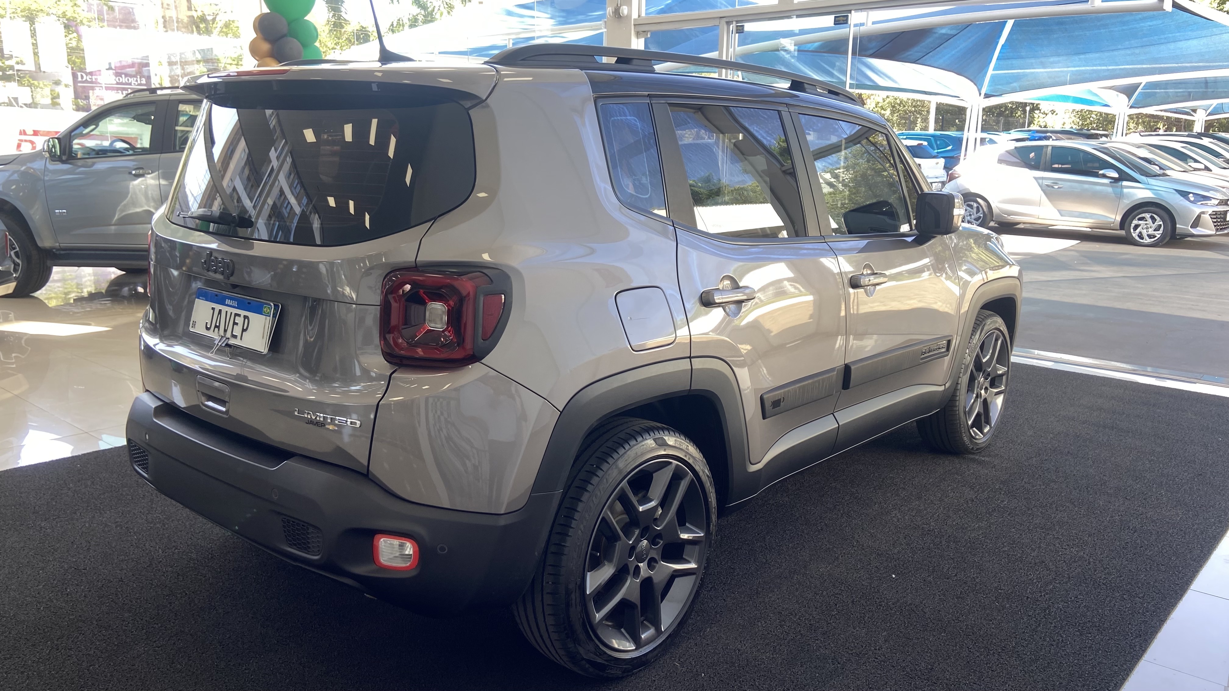 Jeep Renegade 1.8 16V Flex Limited 4P Automático - foto 8