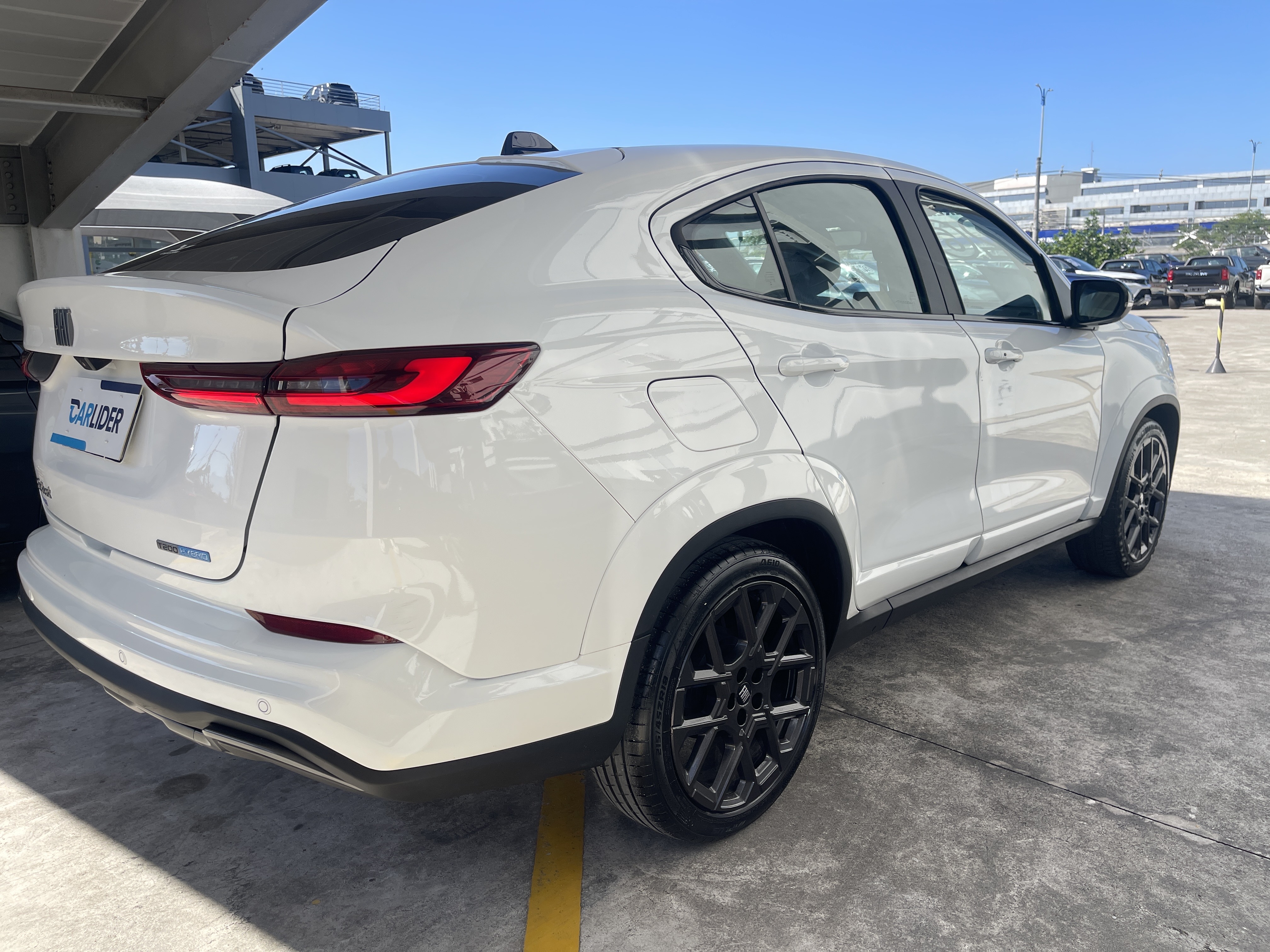 FASTBACK 1.0 TURBO 200 HYBRID IMPETUS CVT4