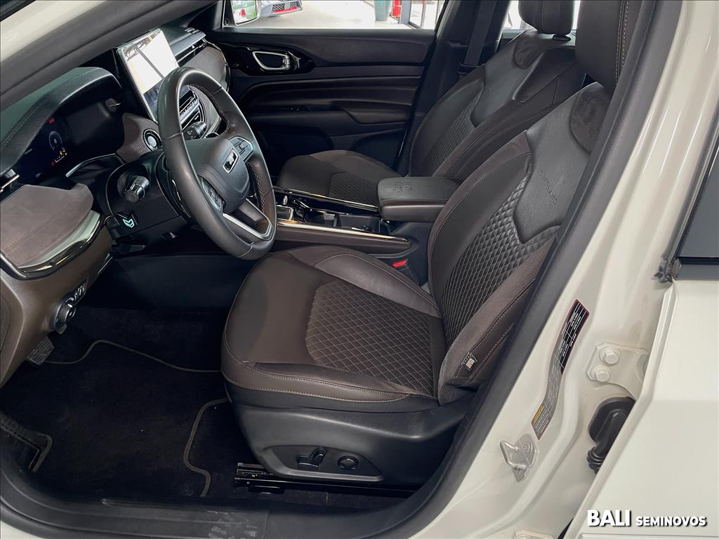 COMMANDER 2.0 TD380 TURBO DIESEL OVERLAND AT911