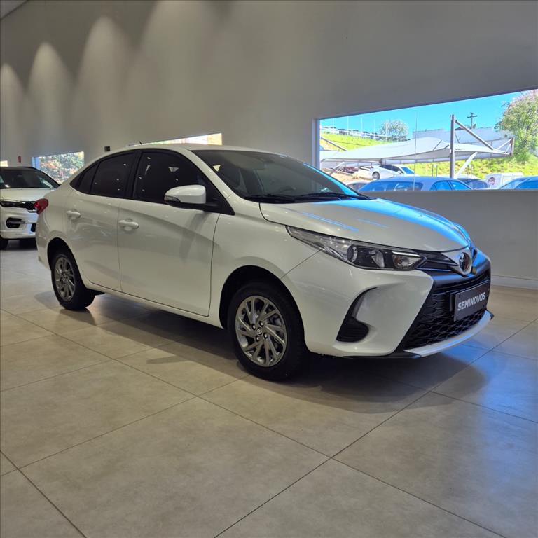 YARIS 1.5 16V FLEX SEDAN XS MULTIDRIVE0