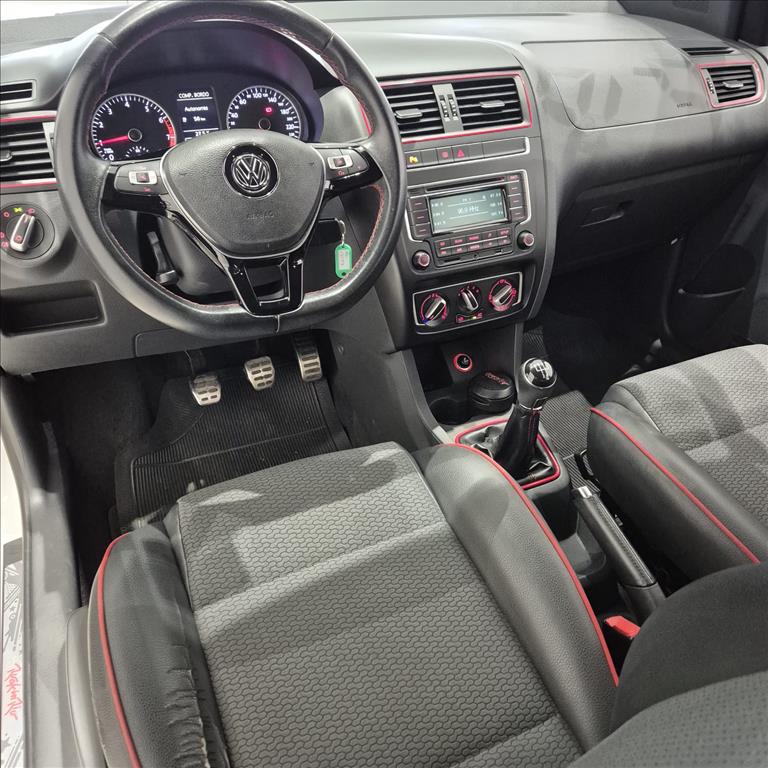 FOX 1.6 MI ROCK IN RIO 8V FLEX 4P MANUAL10