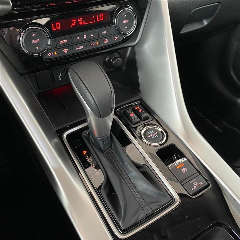 Mitsubishi-ECLIPSE CROSS-1.5 MIVEC TURBO GASOLINA HPE-S S-AWC CVT