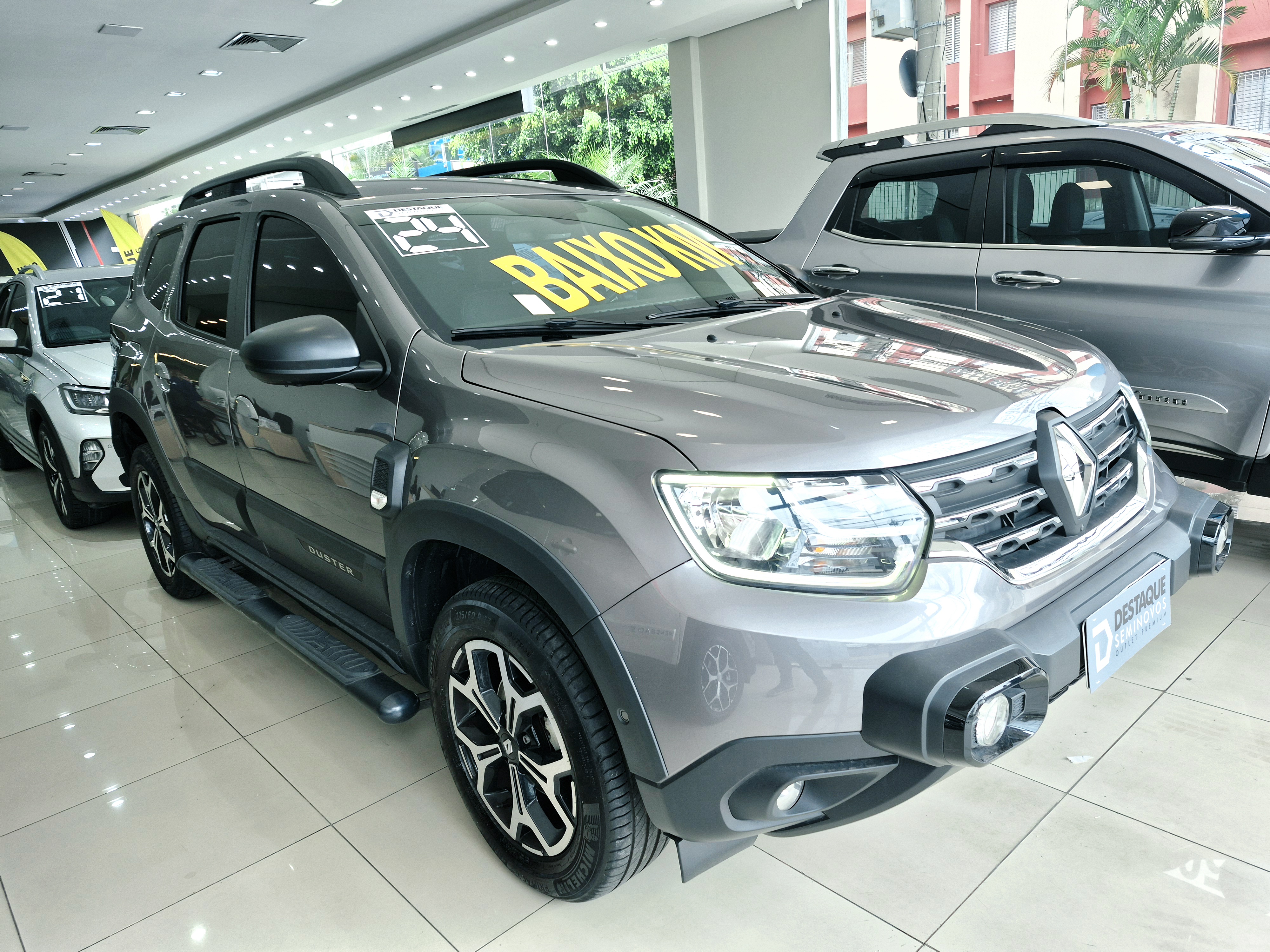 RENAULT DUSTER