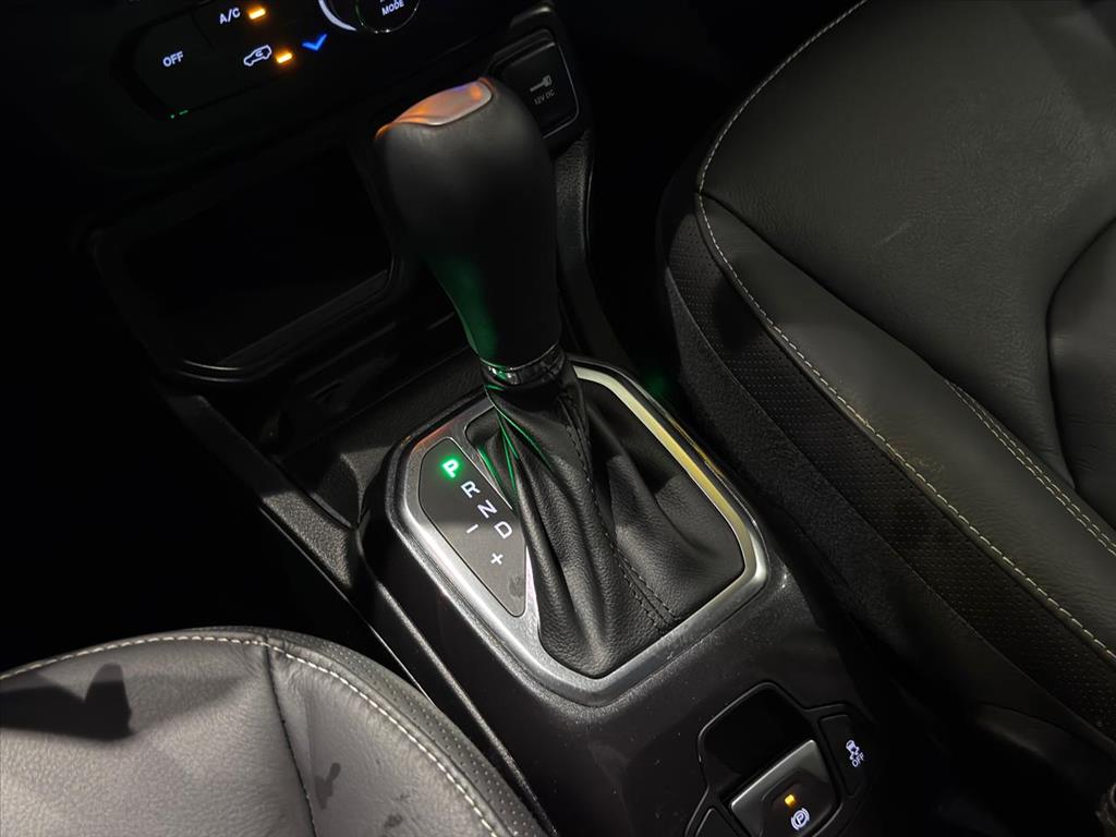 RENEGADE 1.3 T270 TURBO FLEX LONGITUDE AT68