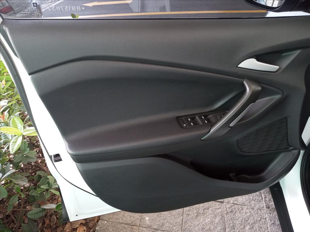 TRACKER 1.0 TURBO FLEX LT AUTOMÁTICO11