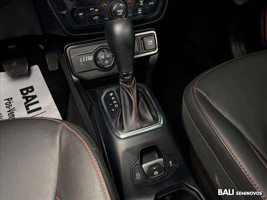 RENEGADE 1.3 T270 TURBO FLEX TRAILHAWK 4X4 AT910