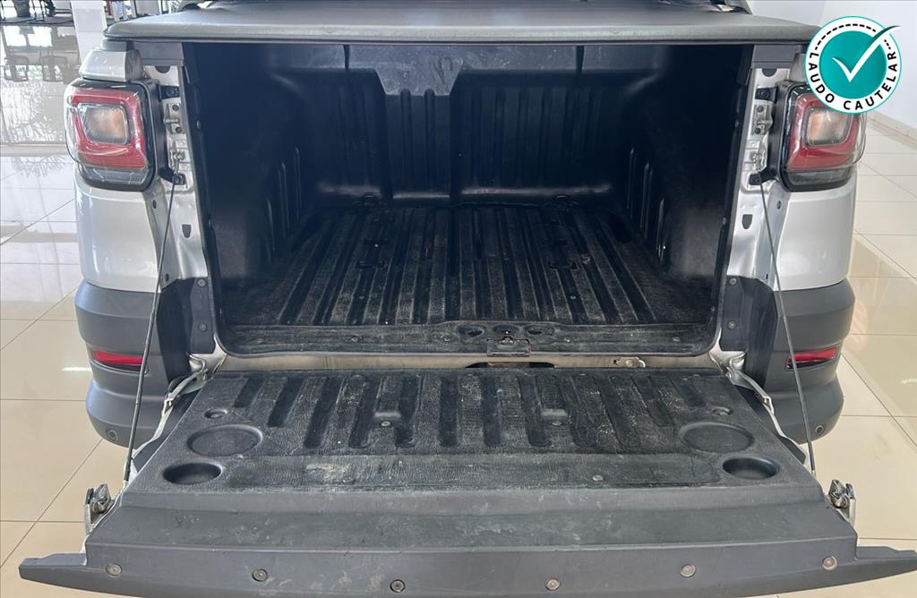 STRADA 1.0 TURBO 200 FLEX ULTRA CD CVT12