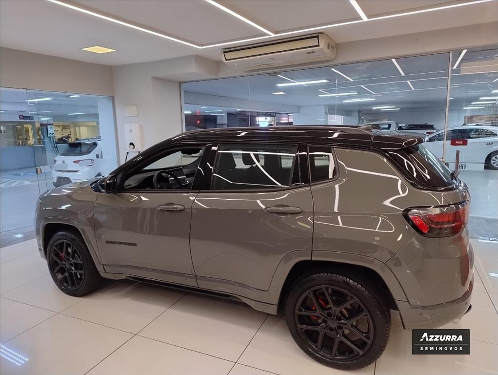 COMPASS 2.0 HURRICANE 4 TURBO GASOLINA BLACKHAWK AT94