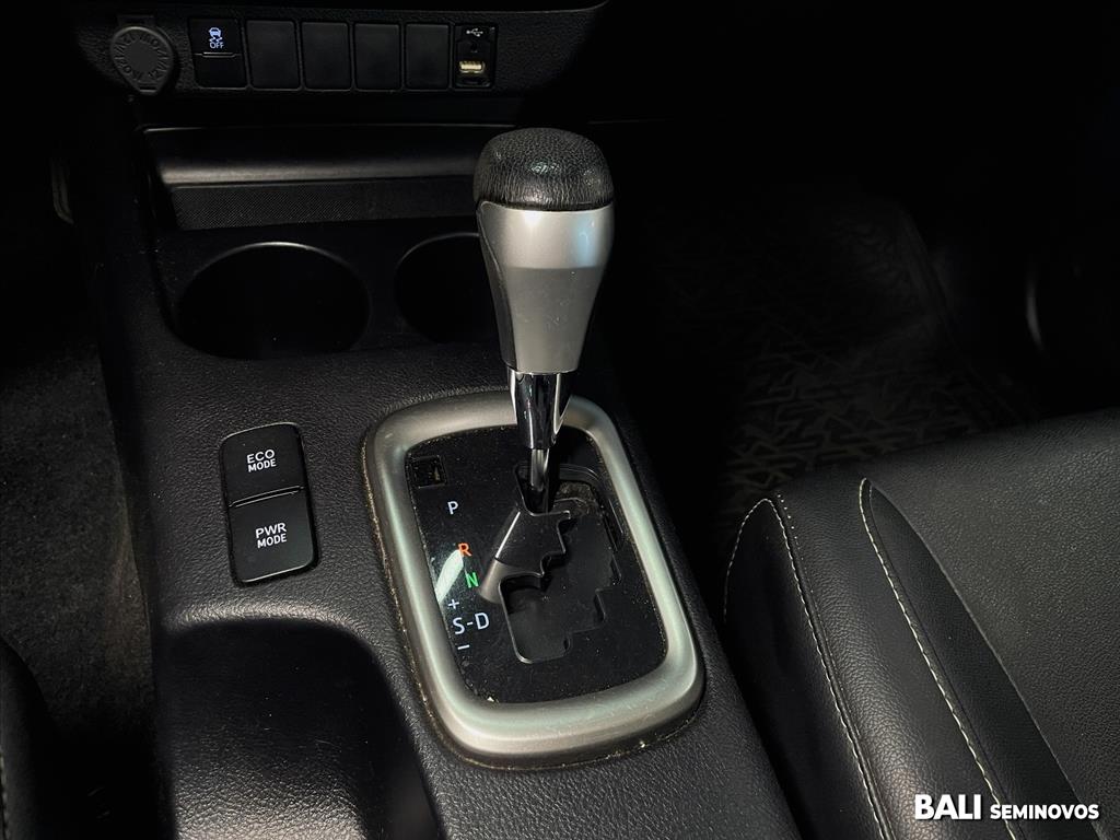 HILUX 2.7 VVT-i FLEX CD SR 4X2 AUTOMÁTICO12