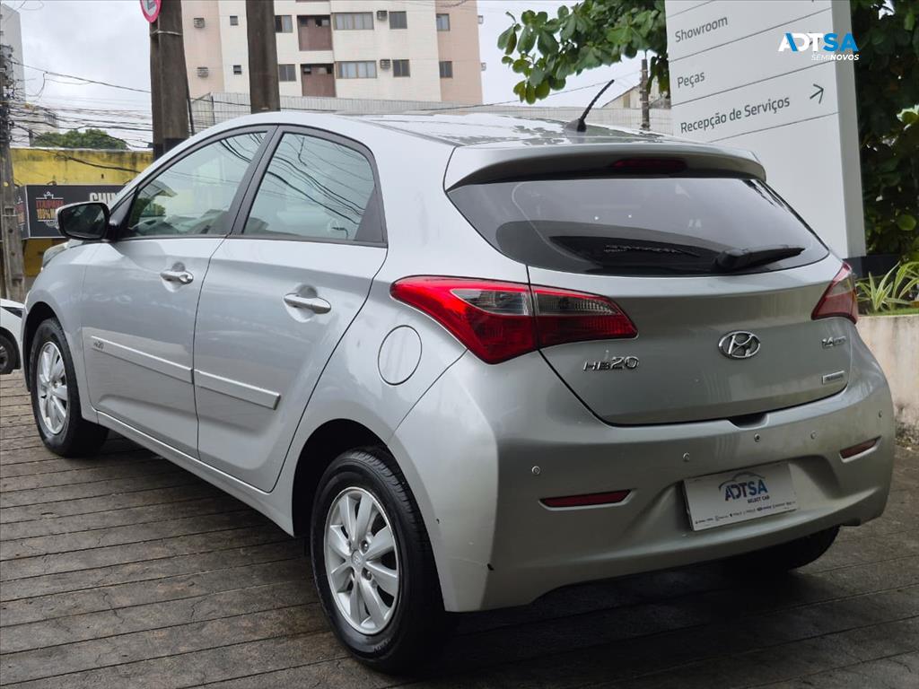 HYUNDAI HB20 1.6 COMFORT PLUS 16V FLEX 4P AUTOMÁTICO