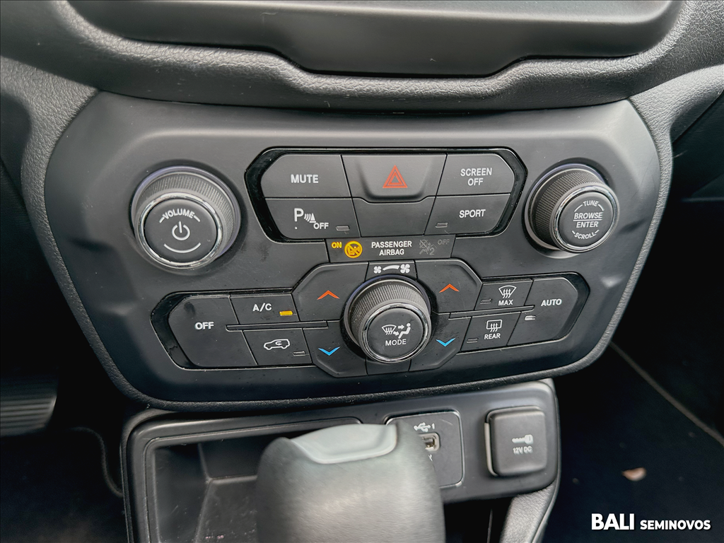 RENEGADE 1.8 16V FLEX LONGITUDE 4P AUTOMÁTICO13