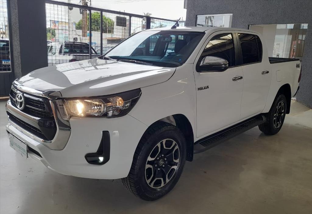 HILUX 2.8 D-4D TURBO DIESEL CD SRV 4X4 AUTOMÁTICO