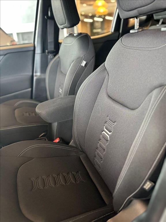 RENEGADE 1.3 T270 TURBO FLEX ALTITUDE AT615