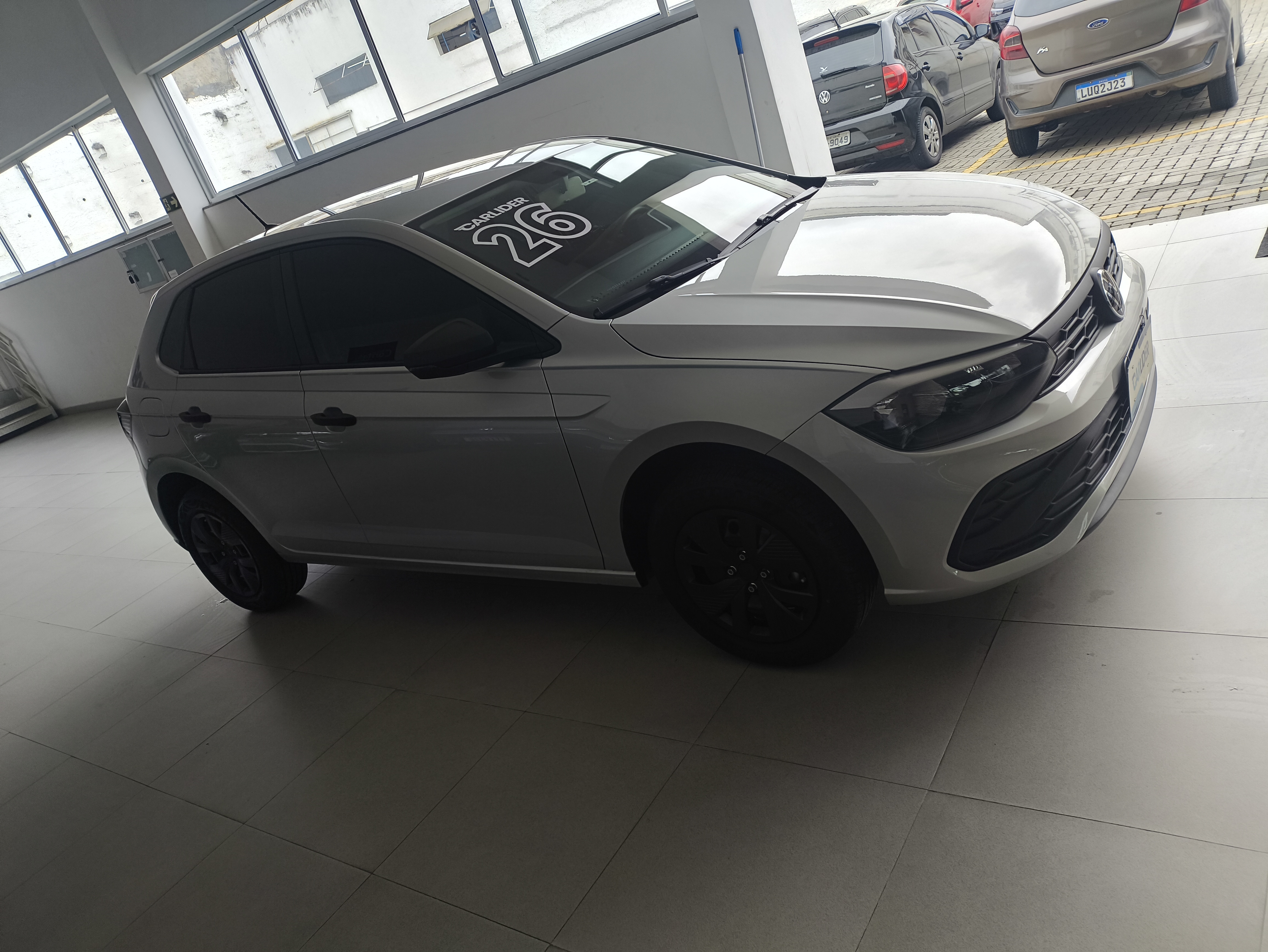 POLO 1.0 MPI TRACK MANUAL1