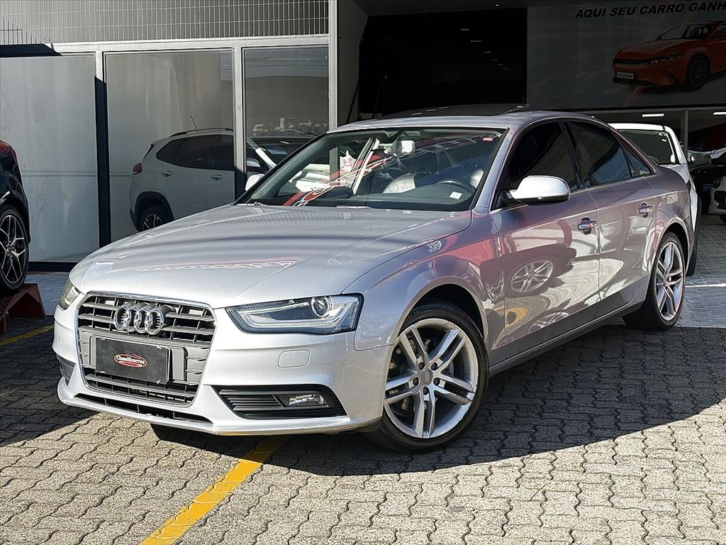 Audi A4 - 1.8 TFSI AMBIENTE GASOLINA 4P MULTITRONIC