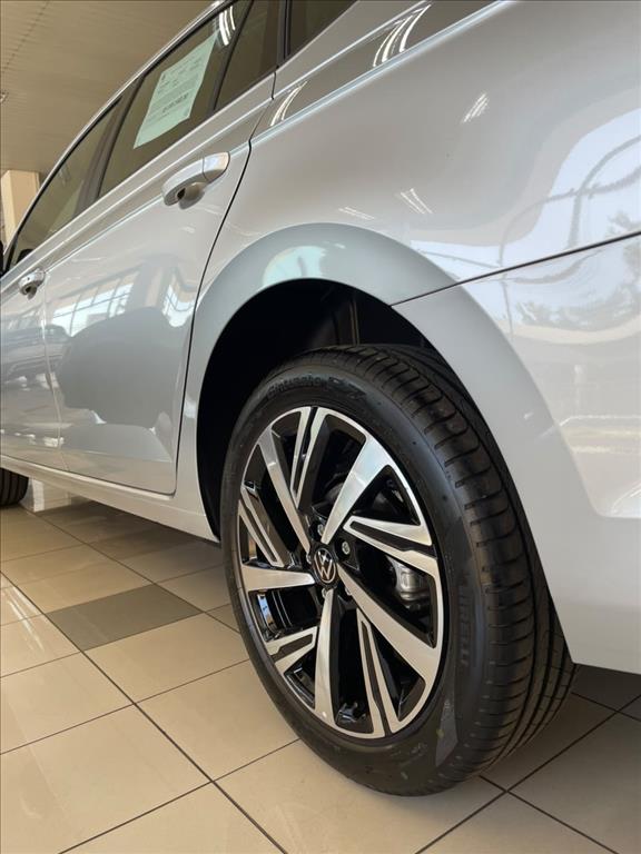VIRTUS 1.0 200 TSI HIGHLINE AUTOMÁTICO6